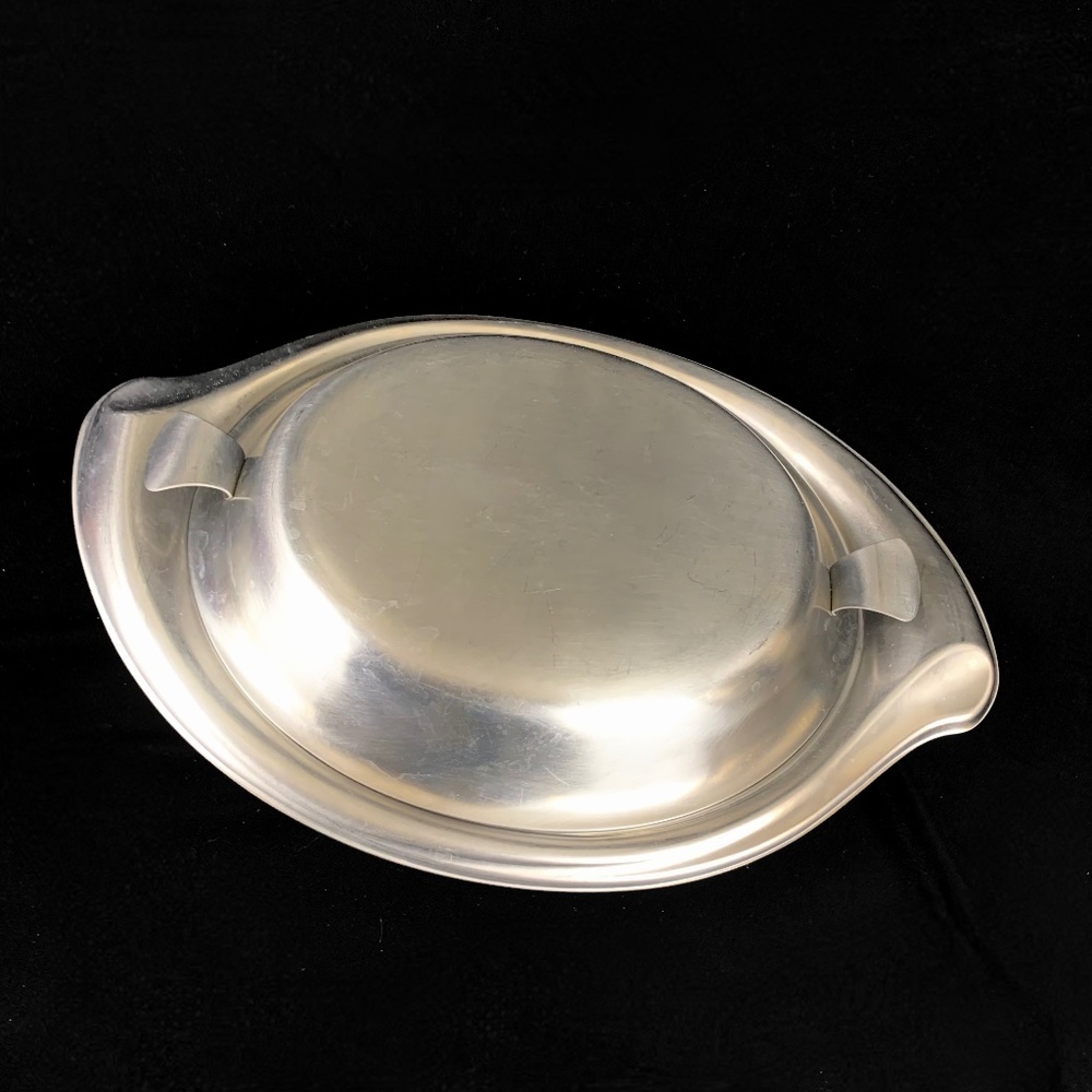 International Stainless Covered Dish Restaurant Ware 2pc Swirl Oval Excellent